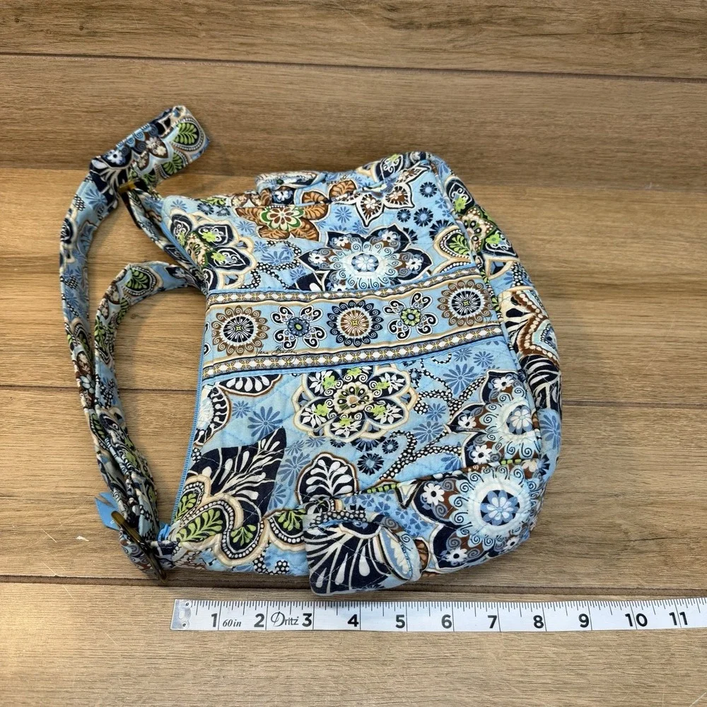 Vtg Vera Bradley Hobo Shoulder Bag Crossbody Bali Blue Floral Paisley Retired
